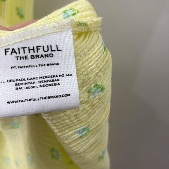 Faithfull the Brand Lemon Floral Smocked Dress - medium - 3/4 sleeve - Picture 4 of 8